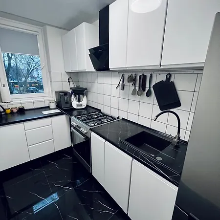 Saska Kepa Lux Apartment