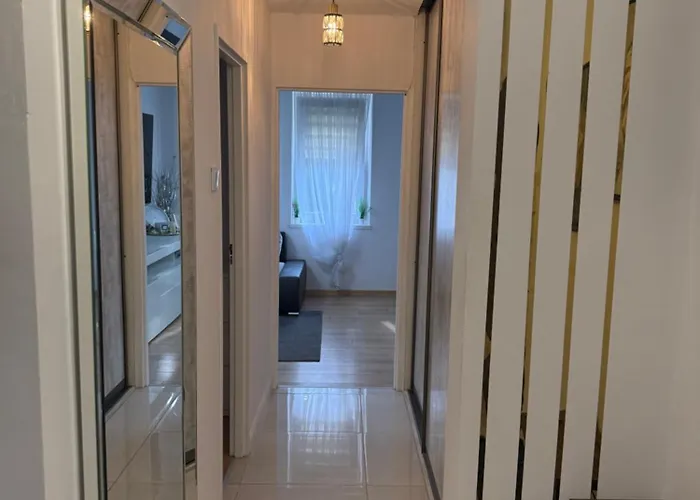 Apartament Saska Kępa Lux