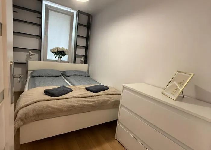 Saska Kępa Lux Apartament *
